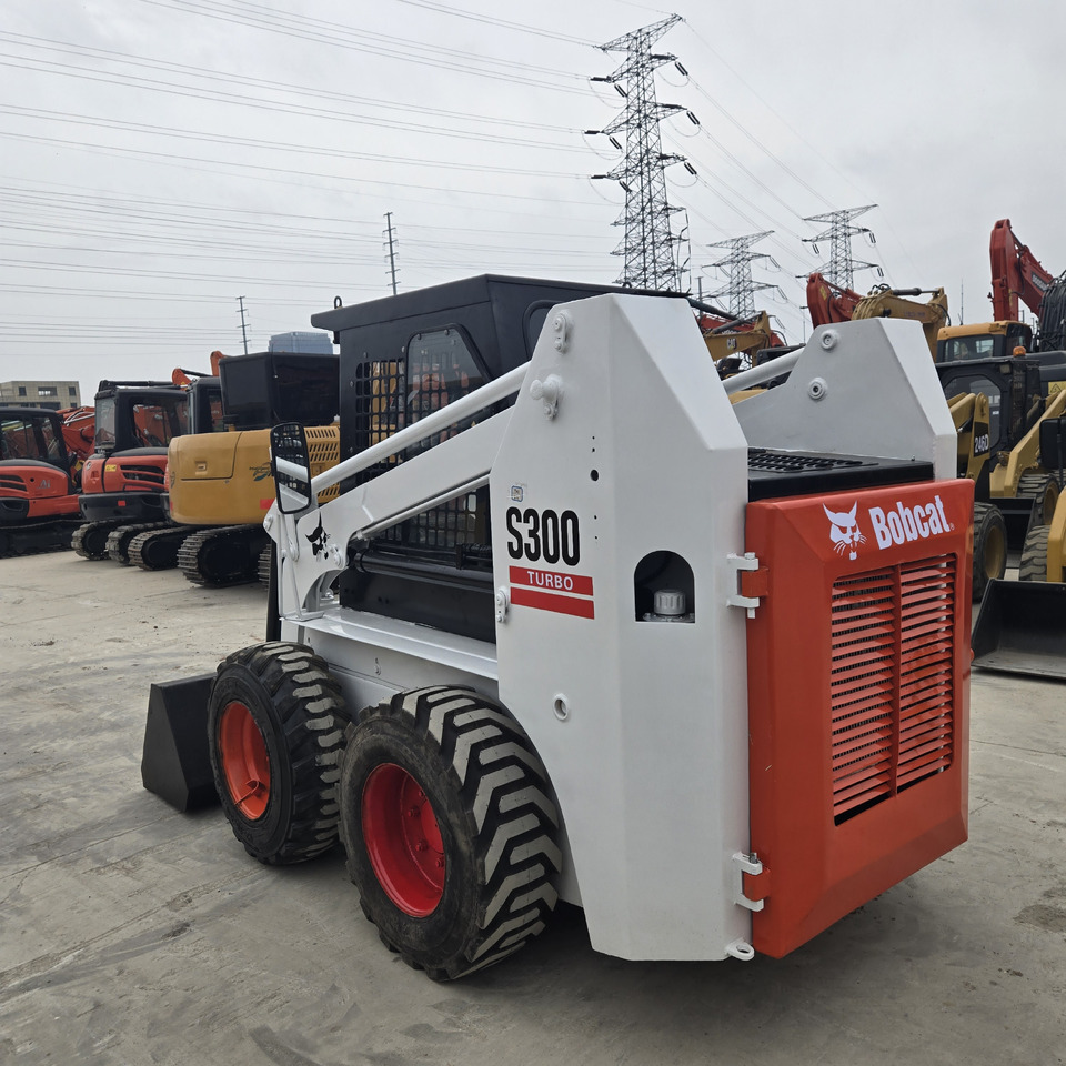BOBCAT S300 - Schranklader: afbeelding 2 BOBCAT S300 - Schranklader: afbeelding 2