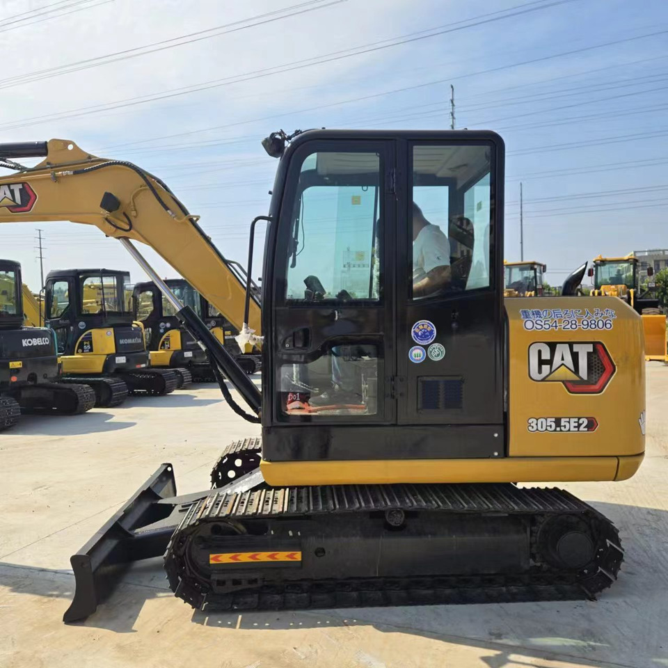 CATERPILLAR 305.5E2 - Minigraafmachine: afbeelding 2 CATERPILLAR 305.5E2 - Minigraafmachine: afbeelding 2