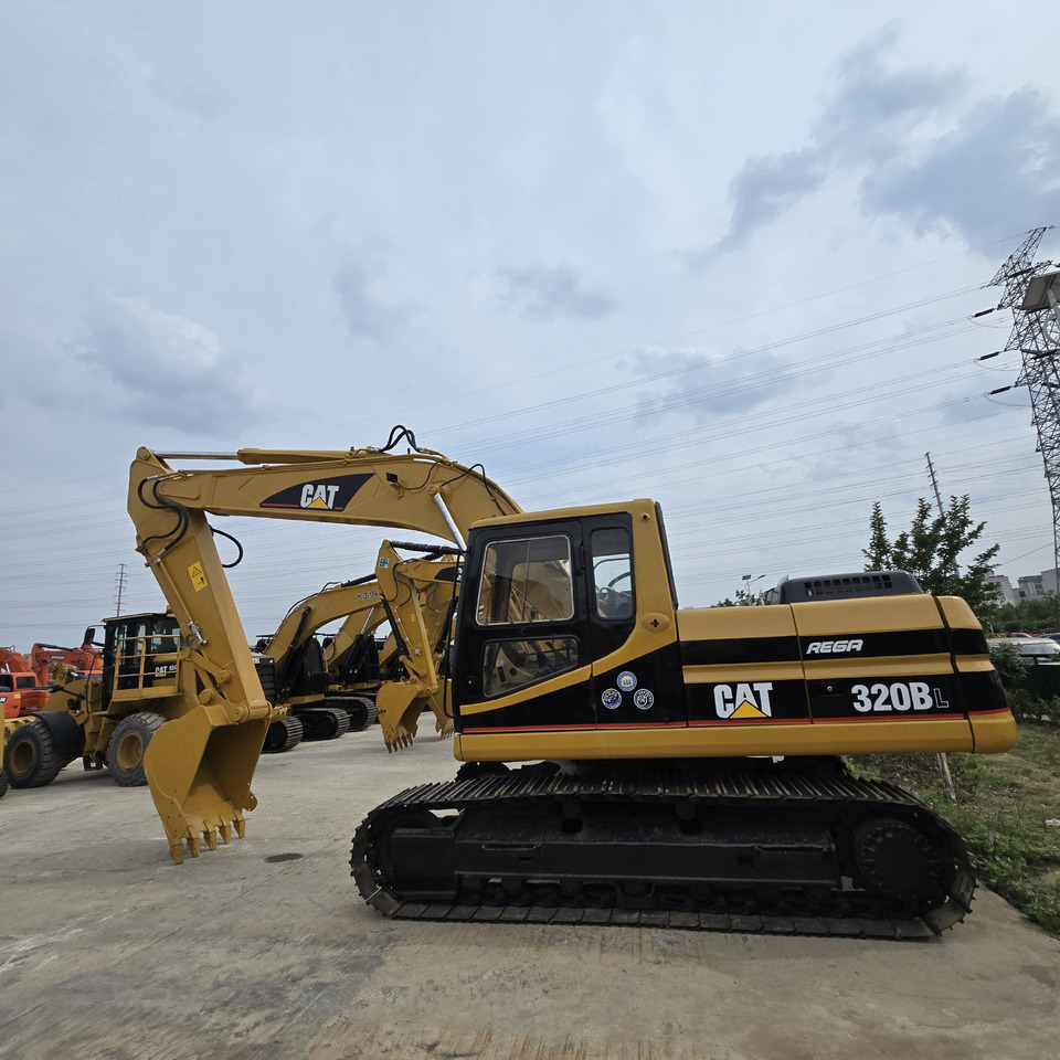CATERPILLAR 320BL - Rupsgraafmachine: afbeelding 2 CATERPILLAR 320BL - Rupsgraafmachine: afbeelding 2