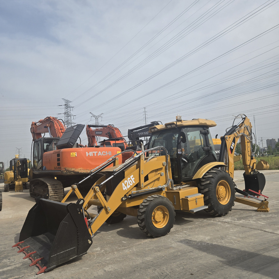 CATERPILLAR 426F - Graaflaadmachine: afbeelding 2 CATERPILLAR 426F - Graaflaadmachine: afbeelding 2