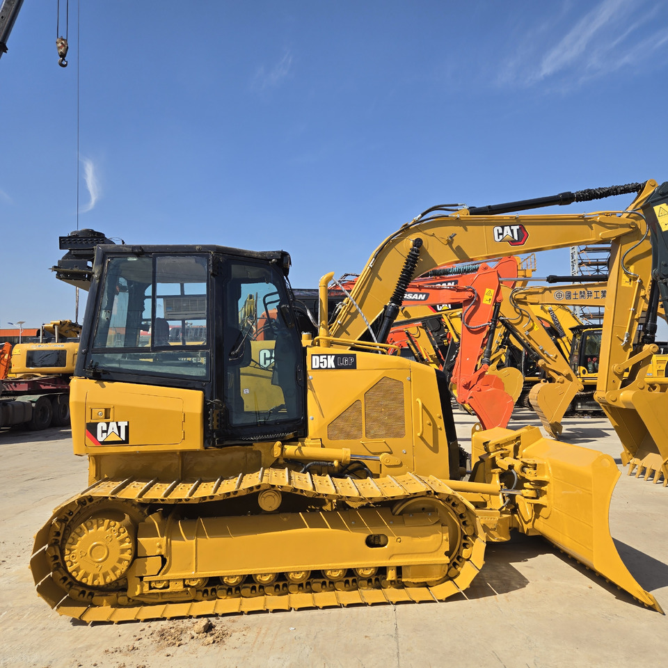 CATERPILLAR D5K - Bulldozer: afbeelding 1 CATERPILLAR D5K - Bulldozer: afbeelding 1