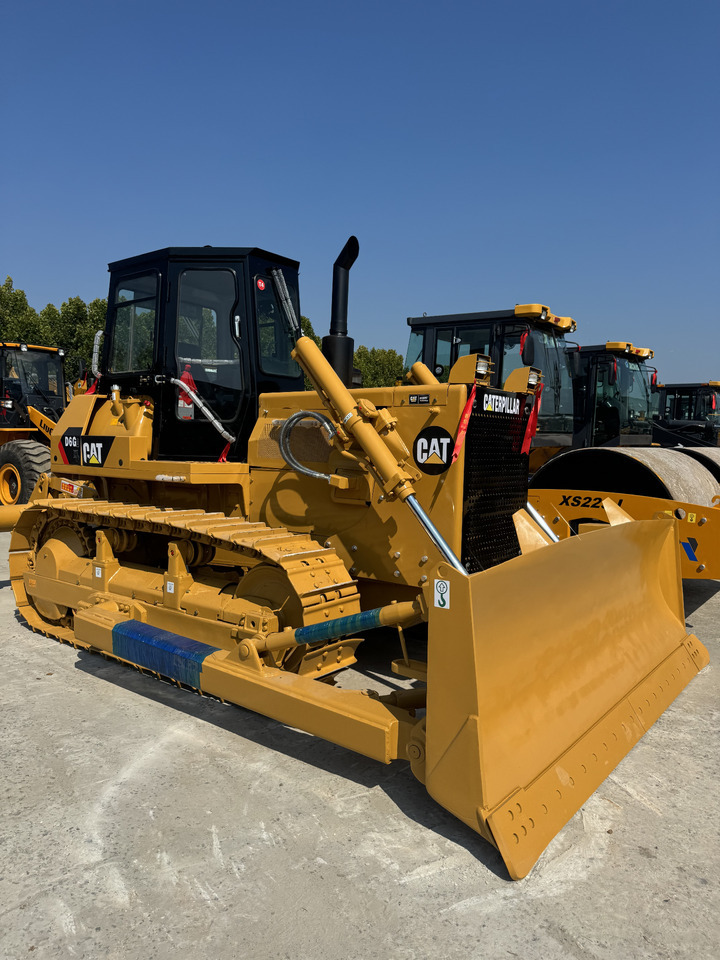 CATERPILLAR D6G - Bulldozer: afbeelding 1 CATERPILLAR D6G - Bulldozer: afbeelding 1