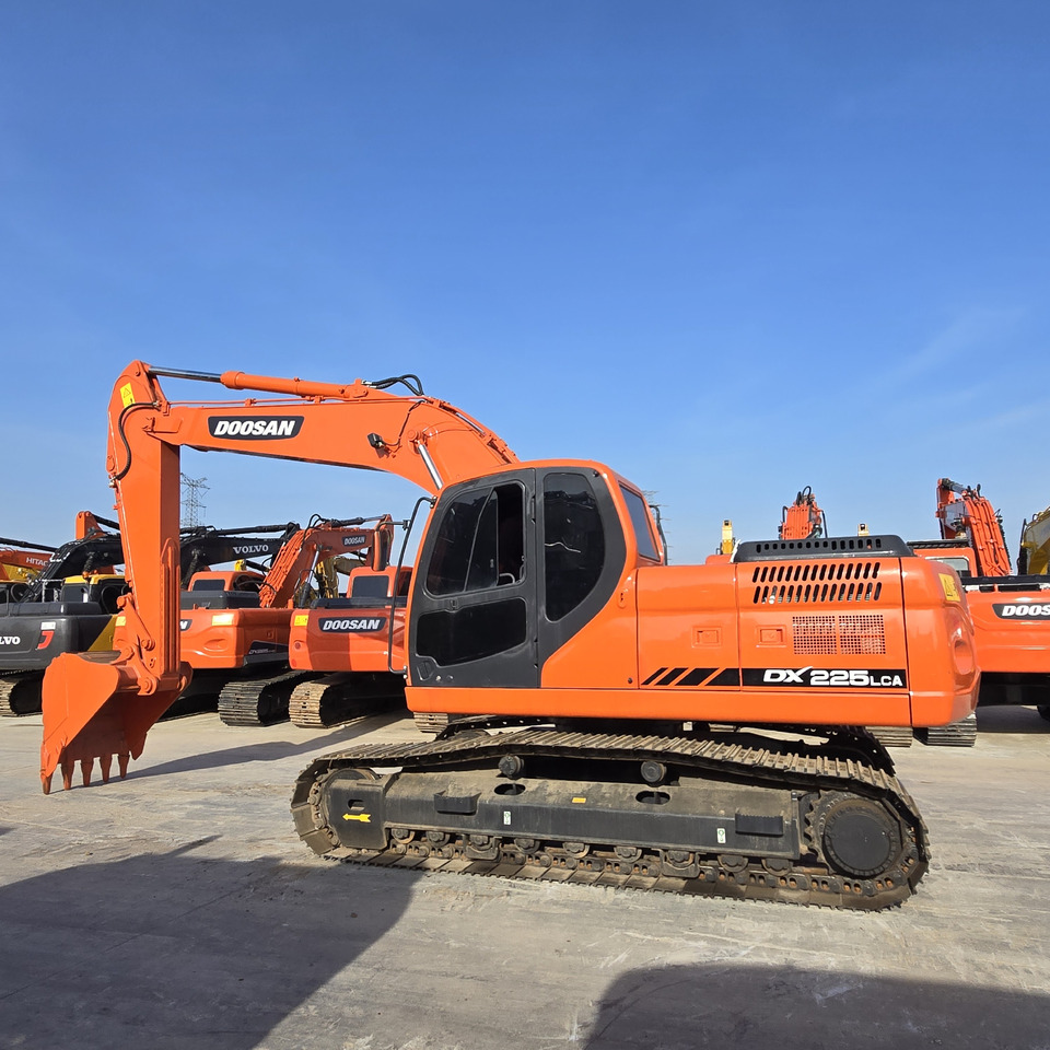DOOSAN DX225LCA - Rupsgraafmachine: afbeelding 1 DOOSAN DX225LCA - Rupsgraafmachine: afbeelding 1