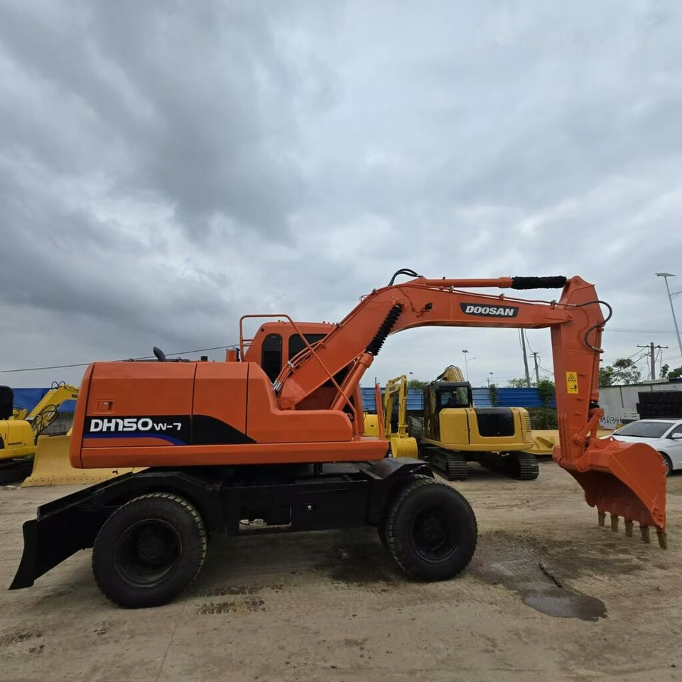 Doosan DH150W - Mobiele graafmachine: afbeelding 1 Doosan DH150W - Mobiele graafmachine: afbeelding 1