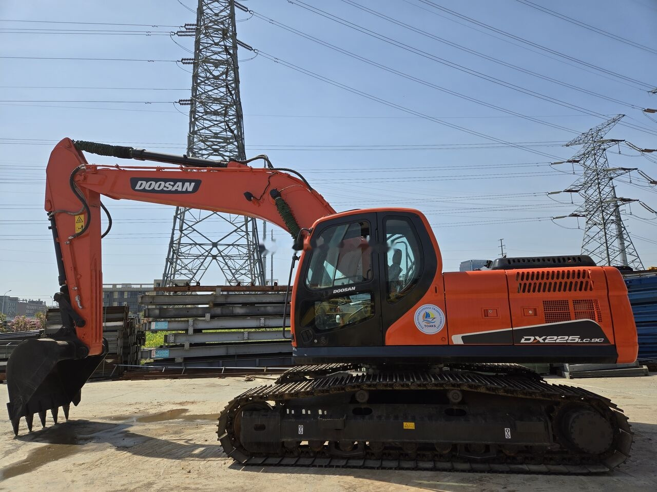 Doosan DX225 - Rupsgraafmachine: afbeelding 1 Doosan DX225 - Rupsgraafmachine: afbeelding 1