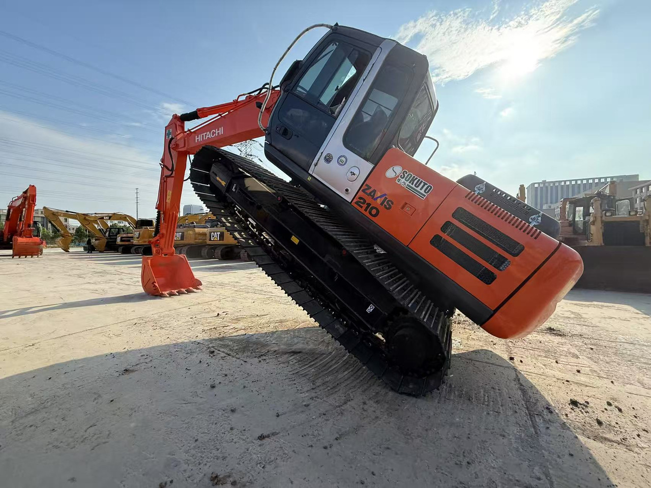 HITACHI ZX210 - Rupsgraafmachine: afbeelding 5 HITACHI ZX210 - Rupsgraafmachine: afbeelding 5