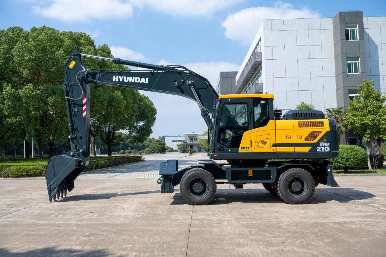 HYUNDAI HW210 - Mobiele graafmachine: afbeelding 3 HYUNDAI HW210 - Mobiele graafmachine: afbeelding 3