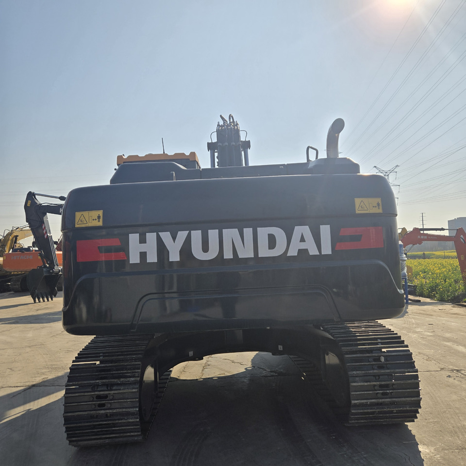 HYUNDAI HX220L - Rupsgraafmachine: afbeelding 3 HYUNDAI HX220L - Rupsgraafmachine: afbeelding 3