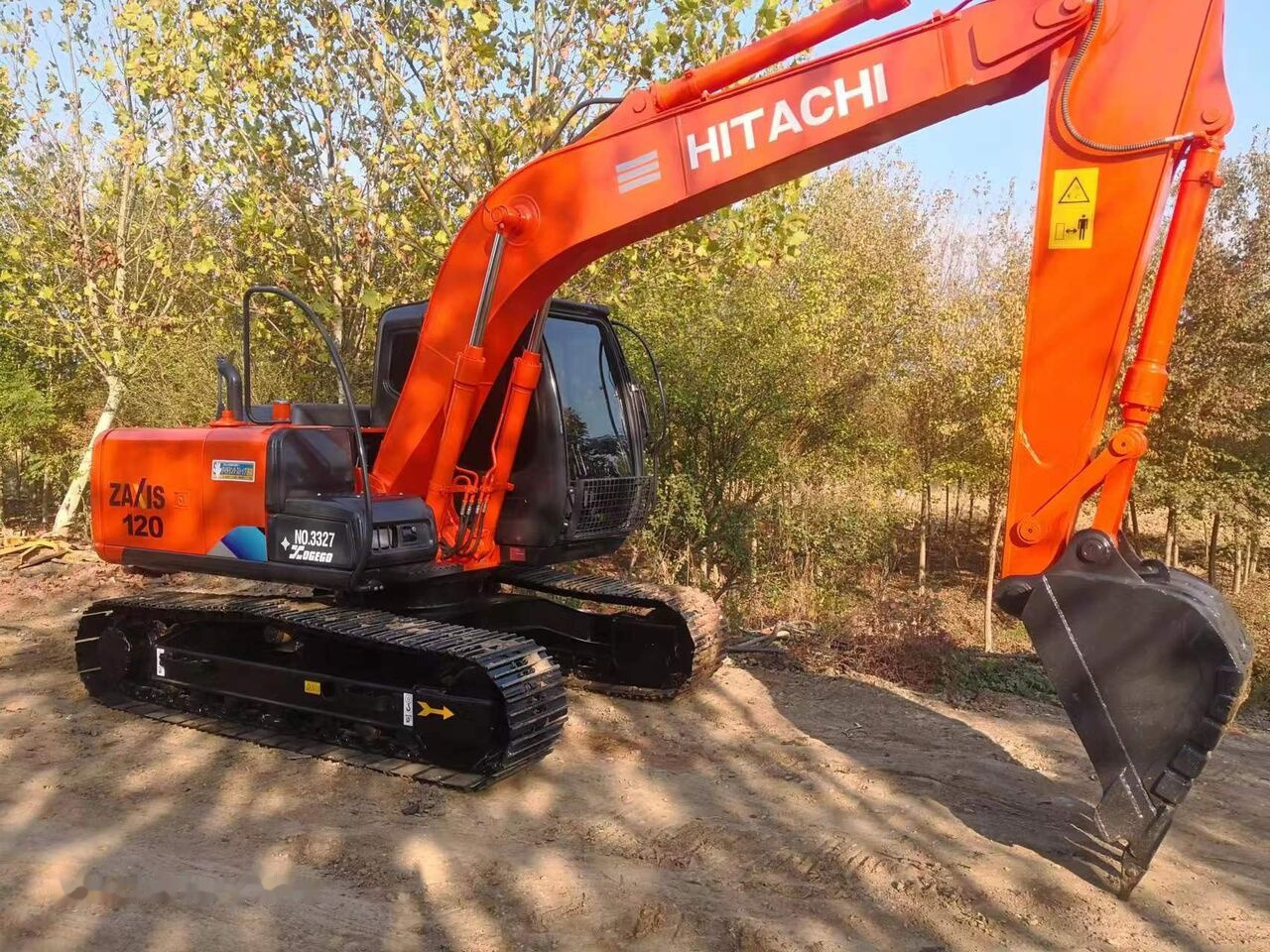Hitachi ZX120 - Rupsgraafmachine: afbeelding 2 Hitachi ZX120 - Rupsgraafmachine: afbeelding 2