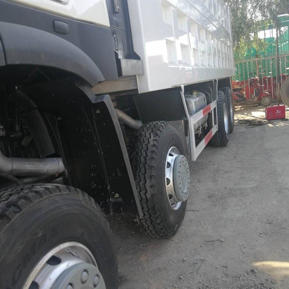 Howo - Kipper vrachtwagen: afbeelding 3 Howo - Kipper vrachtwagen: afbeelding 3