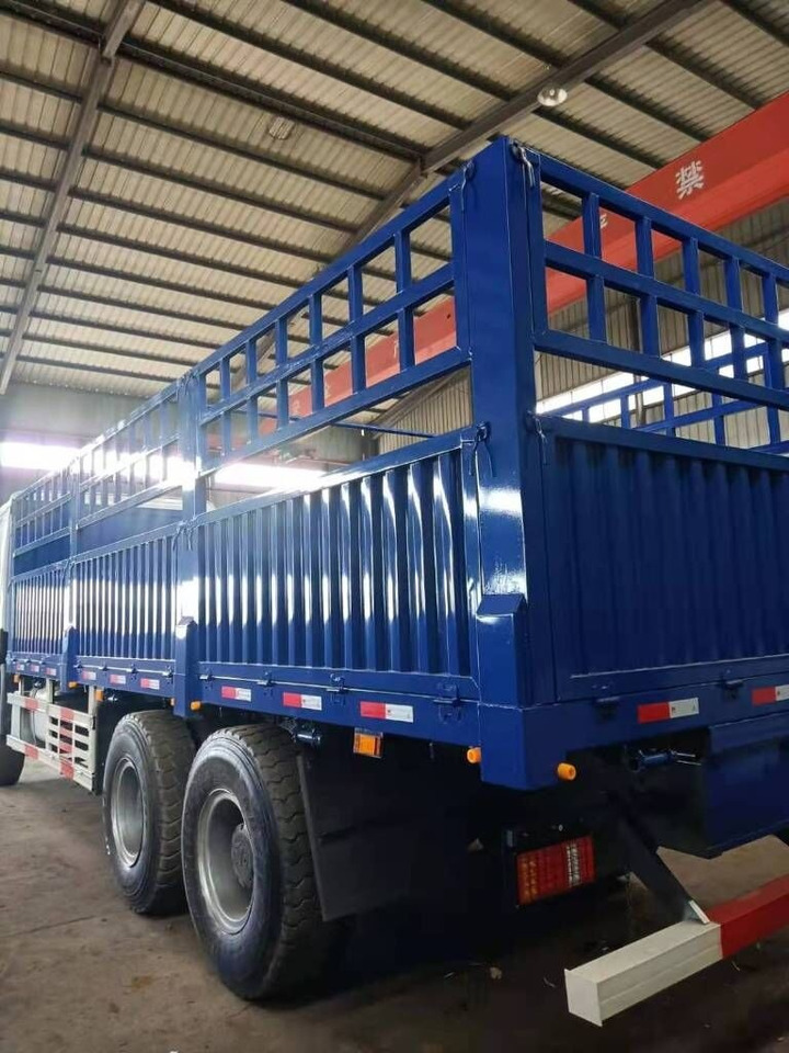 Howo ZZ3257N3647D1 - Kipper vrachtwagen: afbeelding 1 Howo ZZ3257N3647D1 - Kipper vrachtwagen: afbeelding 1