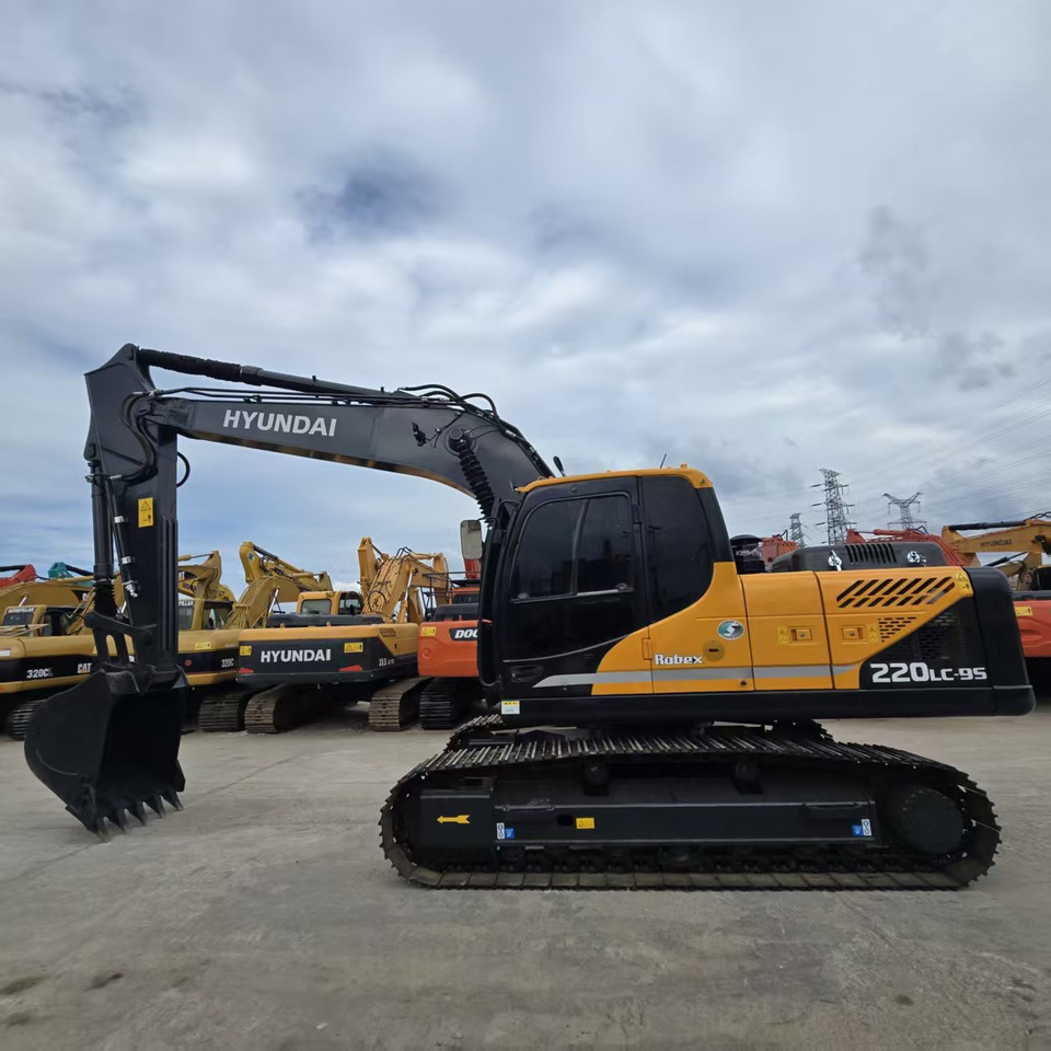 Hyundai R220LC-9S - Rupsgraafmachine: afbeelding 1 Hyundai R220LC-9S - Rupsgraafmachine: afbeelding 1