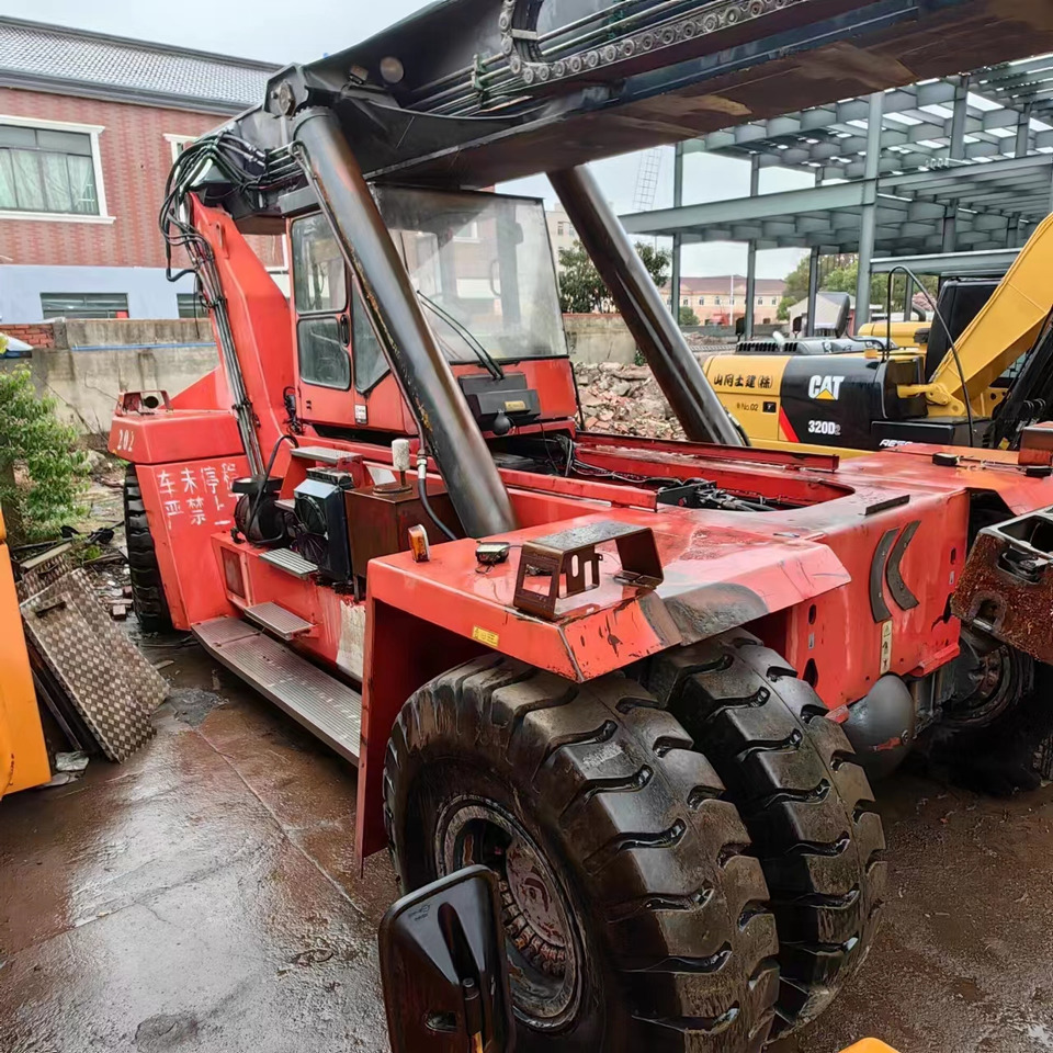 KALMAR DRF450-60S5 - Ruw terrein heftruck: afbeelding 5 KALMAR DRF450-60S5 - Ruw terrein heftruck: afbeelding 5