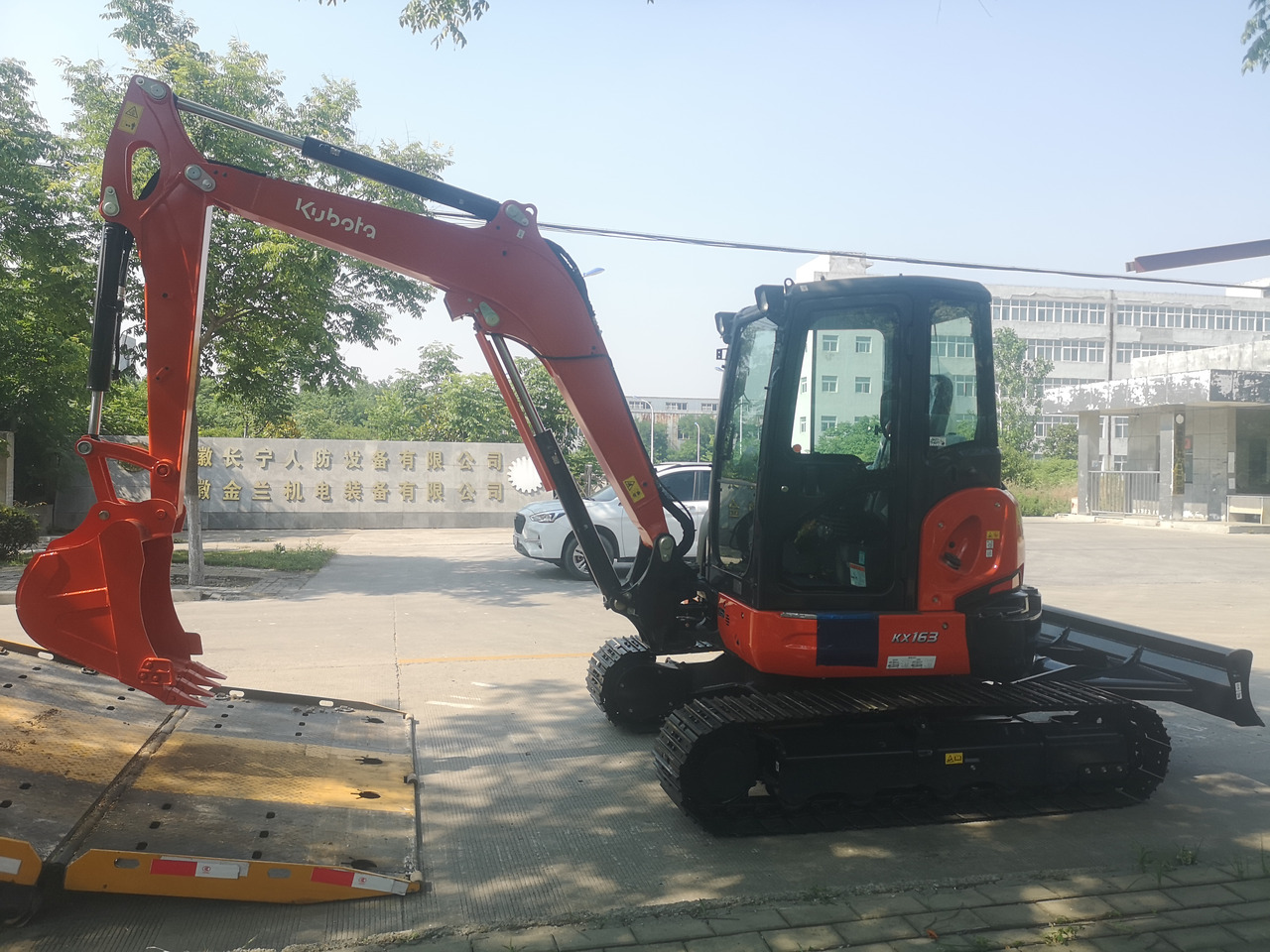 KUBOTA KX163-5 - Minigraafmachine: afbeelding 1 KUBOTA KX163-5 - Minigraafmachine: afbeelding 1