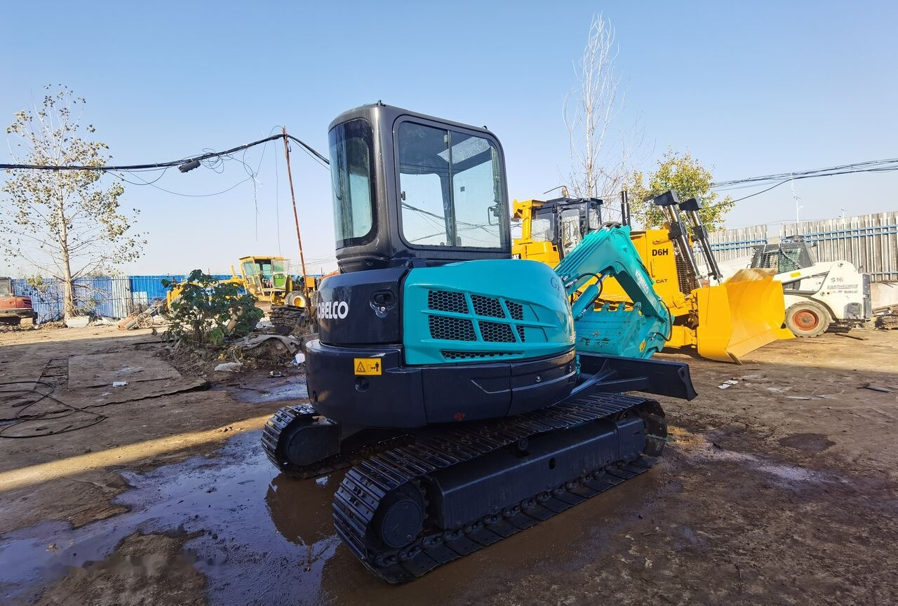 Kobelco SK55 - Minigraafmachine: afbeelding 2 Kobelco SK55 - Minigraafmachine: afbeelding 2
