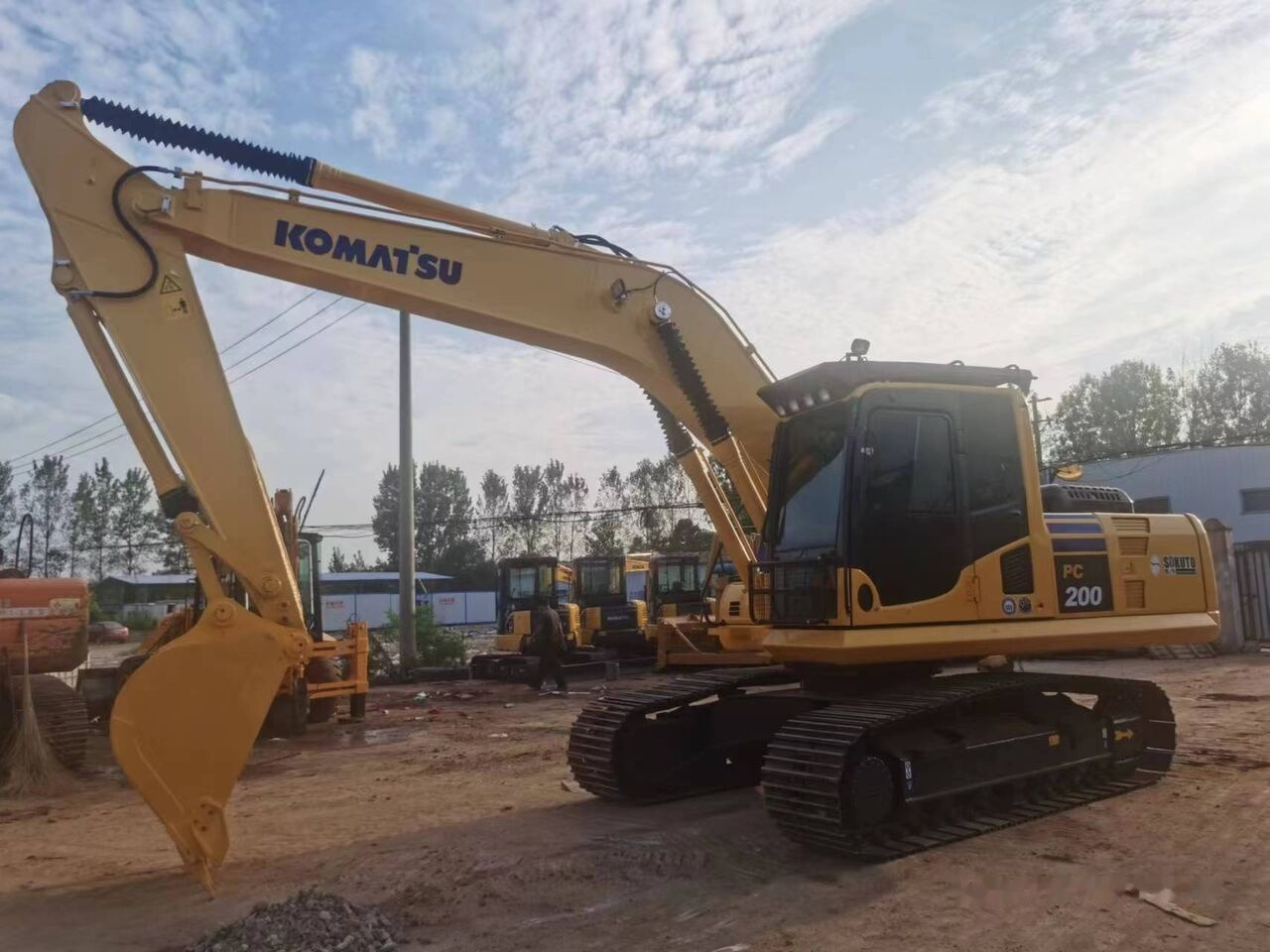 Komatsu PC200-8 - Rupsgraafmachine: afbeelding 2 Komatsu PC200-8 - Rupsgraafmachine: afbeelding 2