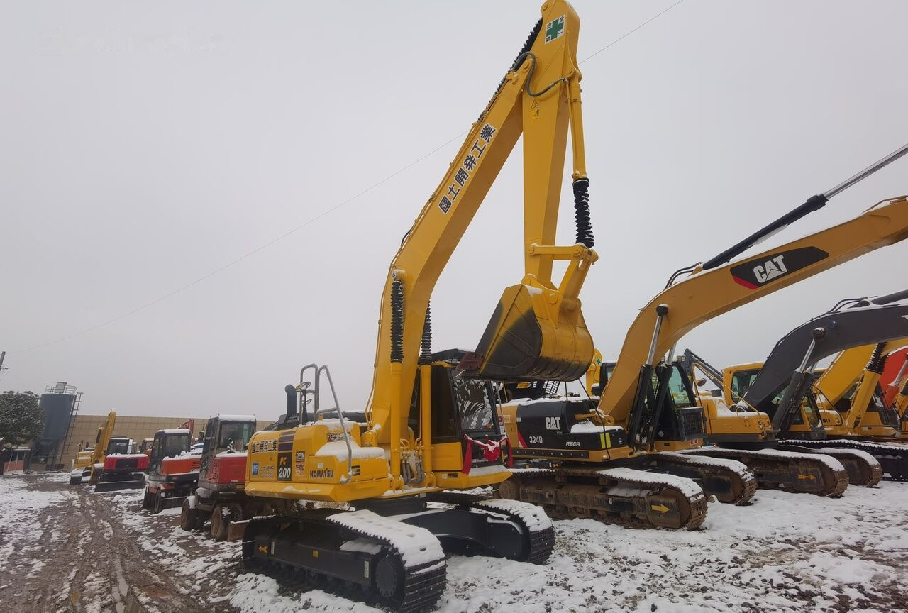 Komatsu PC200-8 - Rupsgraafmachine: afbeelding 4 Komatsu PC200-8 - Rupsgraafmachine: afbeelding 4