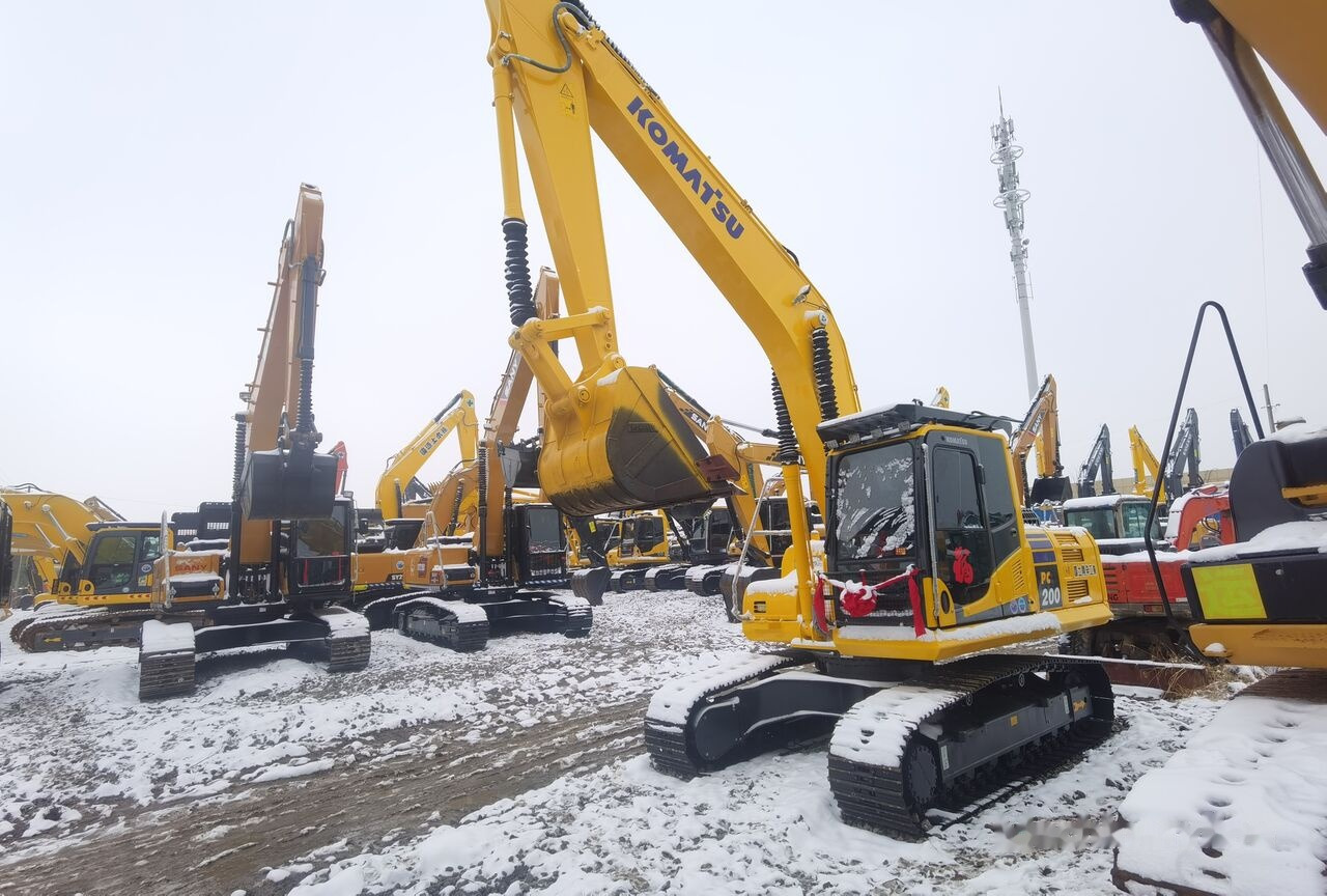 Komatsu PC200-8 - Rupsgraafmachine: afbeelding 5 Komatsu PC200-8 - Rupsgraafmachine: afbeelding 5