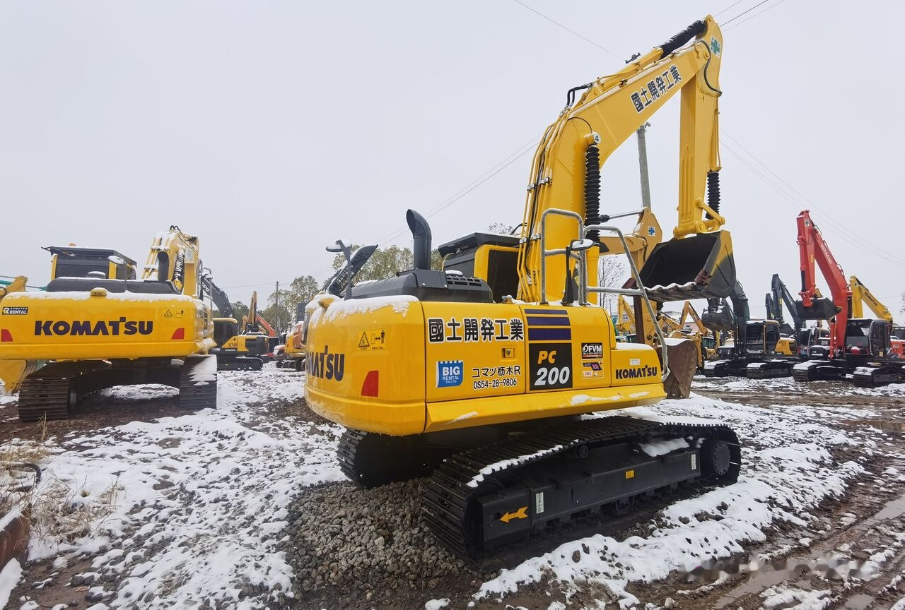 Komatsu PC200-8 - Rupsgraafmachine: afbeelding 3 Komatsu PC200-8 - Rupsgraafmachine: afbeelding 3