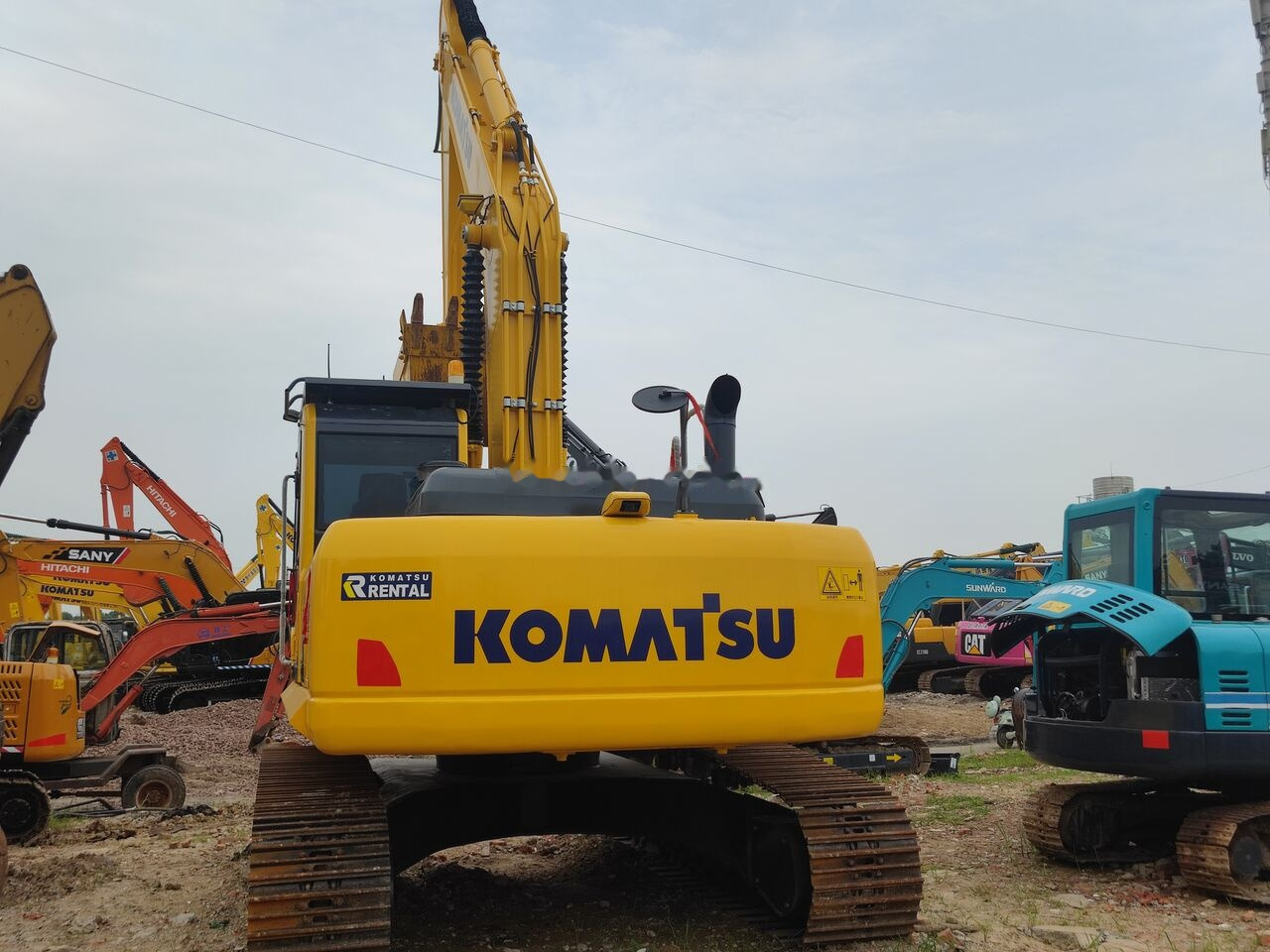 Komatsu PC240LC - Rupsgraafmachine: afbeelding 4 Komatsu PC240LC - Rupsgraafmachine: afbeelding 4