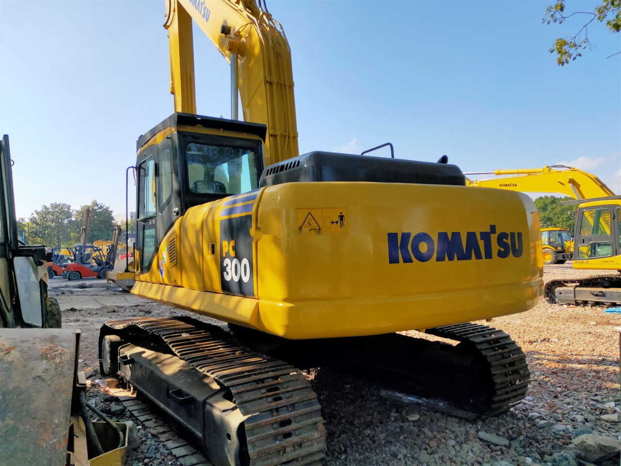 Komatsu PC300-7 - Rupsgraafmachine: afbeelding 2 Komatsu PC300-7 - Rupsgraafmachine: afbeelding 2