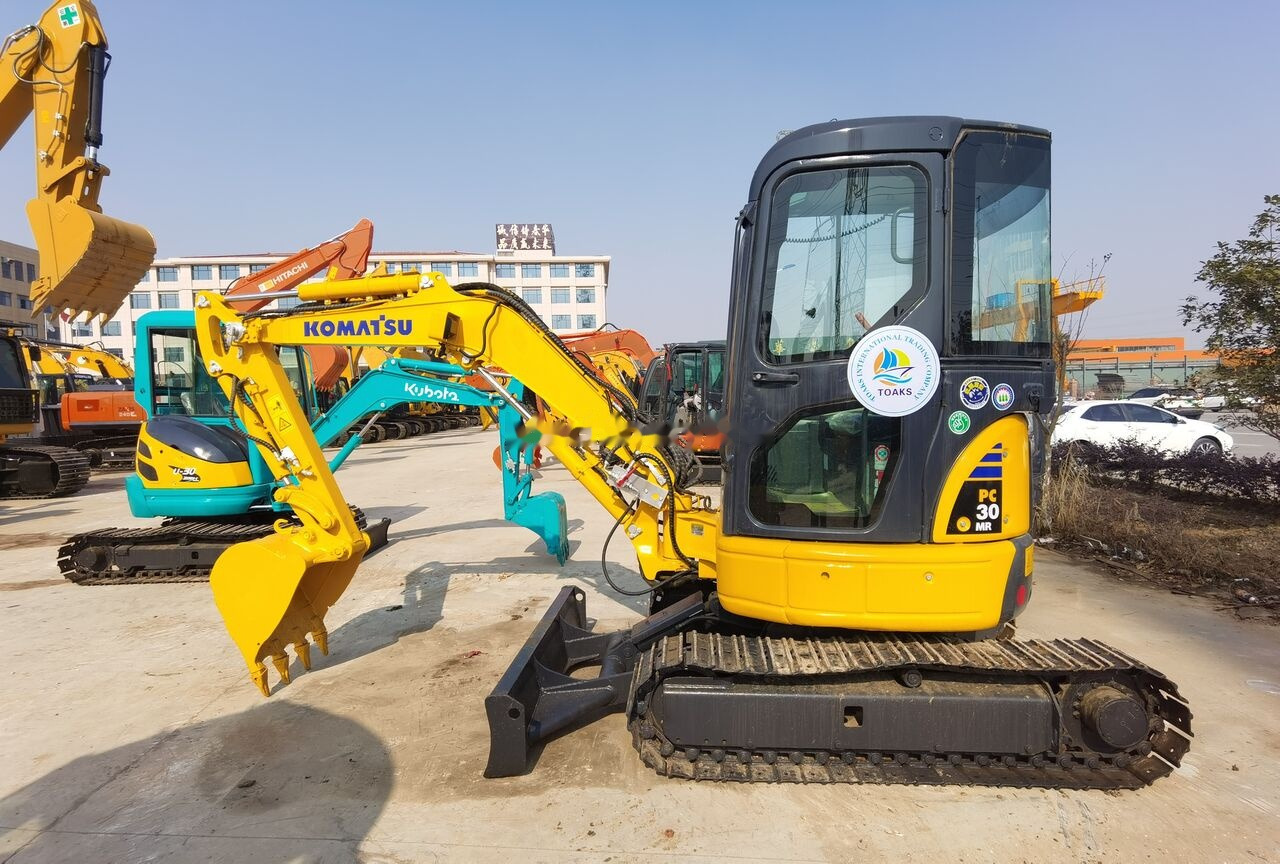 Komatsu PC30MR - Minigraafmachine: afbeelding 2 Komatsu PC30MR - Minigraafmachine: afbeelding 2