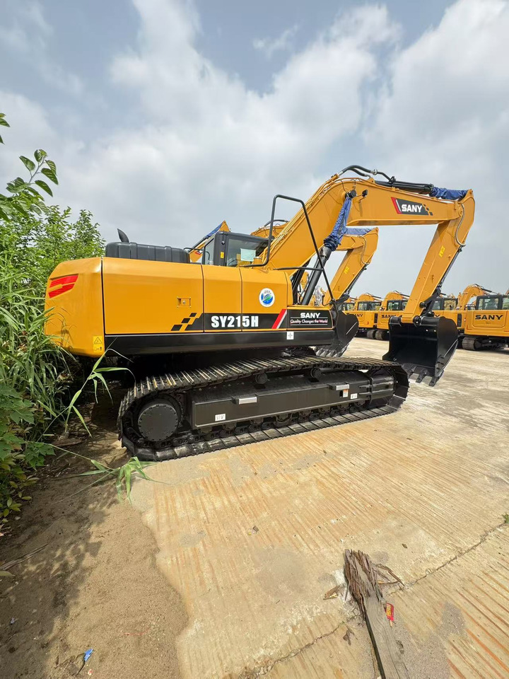 SANY SY215H - Rupsgraafmachine: afbeelding 1 SANY SY215H - Rupsgraafmachine: afbeelding 1