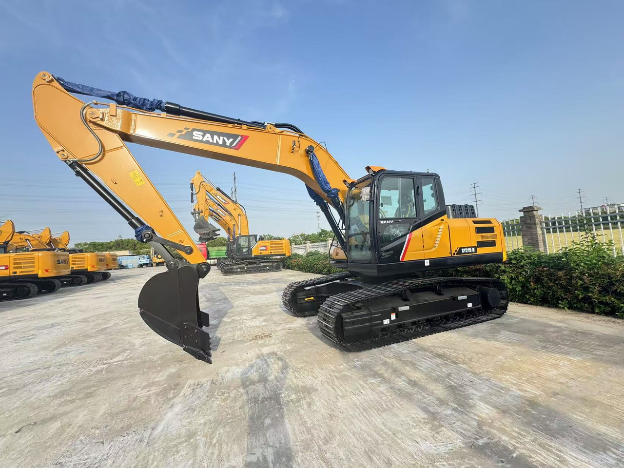 SANY SY215H - Rupsgraafmachine: afbeelding 4 SANY SY215H - Rupsgraafmachine: afbeelding 4