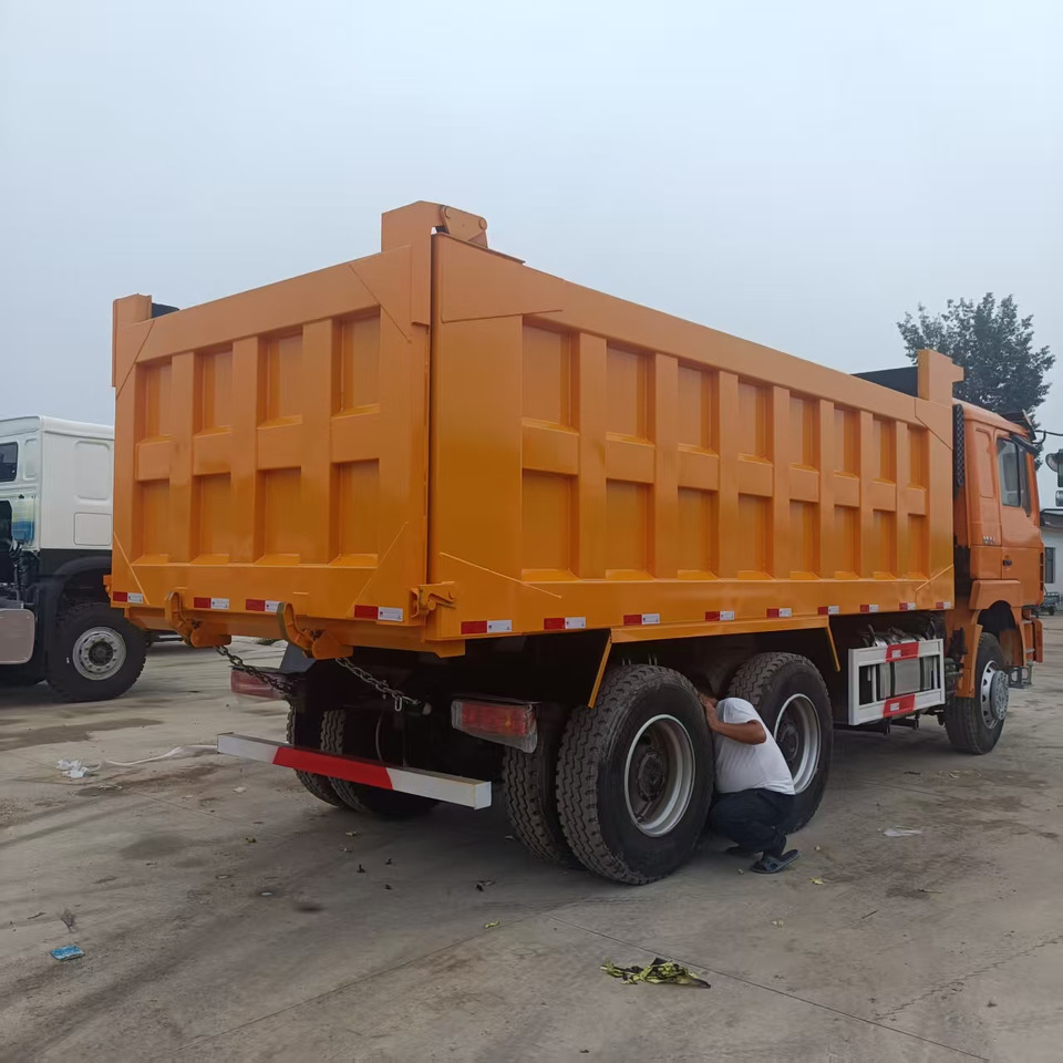 SHACMAN F3000 6x4 - Kipper vrachtwagen: afbeelding 5 SHACMAN F3000 6x4 - Kipper vrachtwagen: afbeelding 5