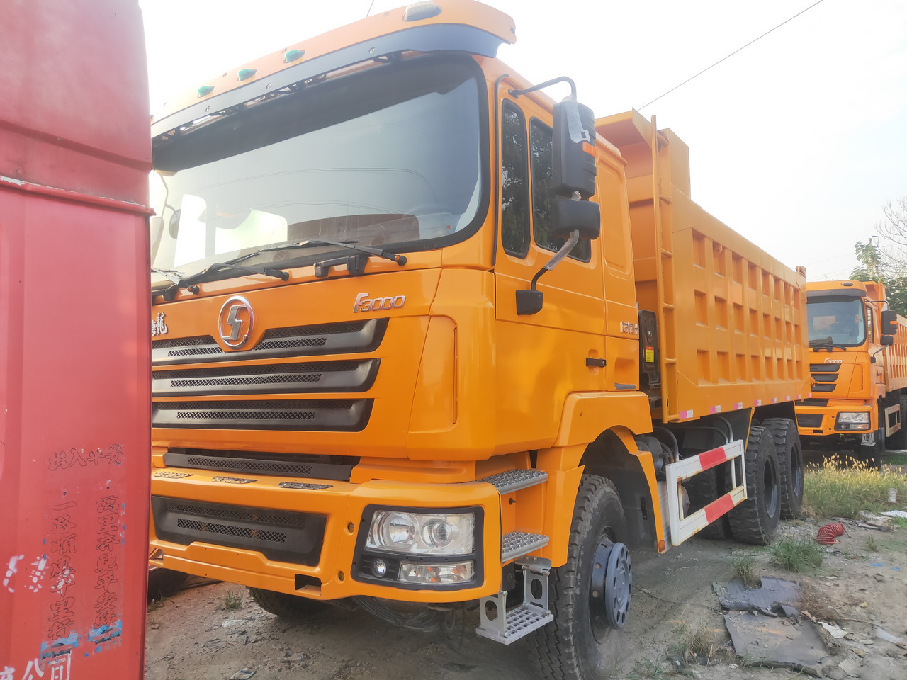 SHACMAN F3000 - Kipper vrachtwagen: afbeelding 1 SHACMAN F3000 - Kipper vrachtwagen: afbeelding 1