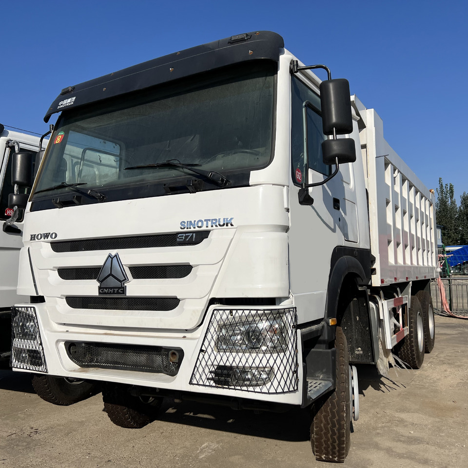 SINOTRUK HOWO - Kipper vrachtwagen: afbeelding 5 SINOTRUK HOWO - Kipper vrachtwagen: afbeelding 5