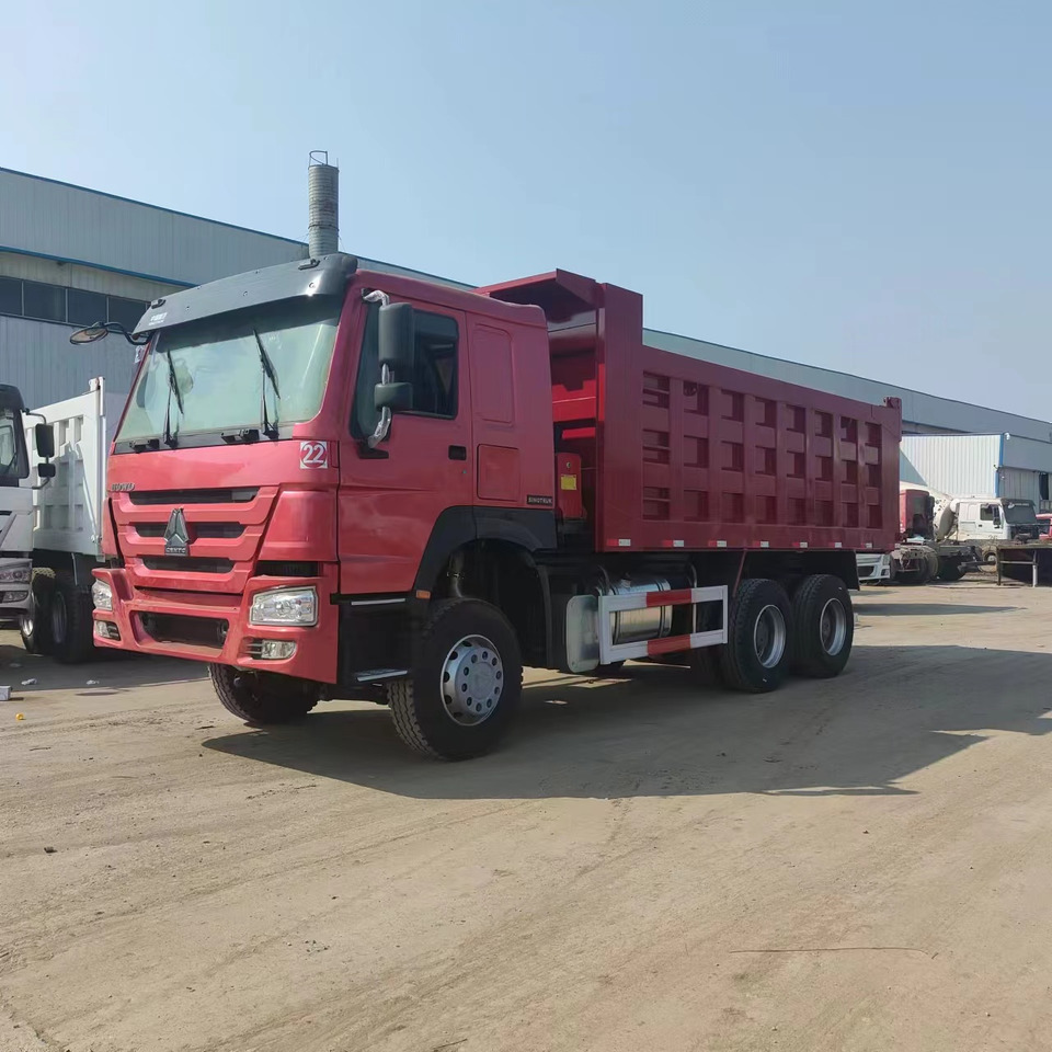 SINOTRUK HOWO - Kipper vrachtwagen: afbeelding 4 SINOTRUK HOWO - Kipper vrachtwagen: afbeelding 4