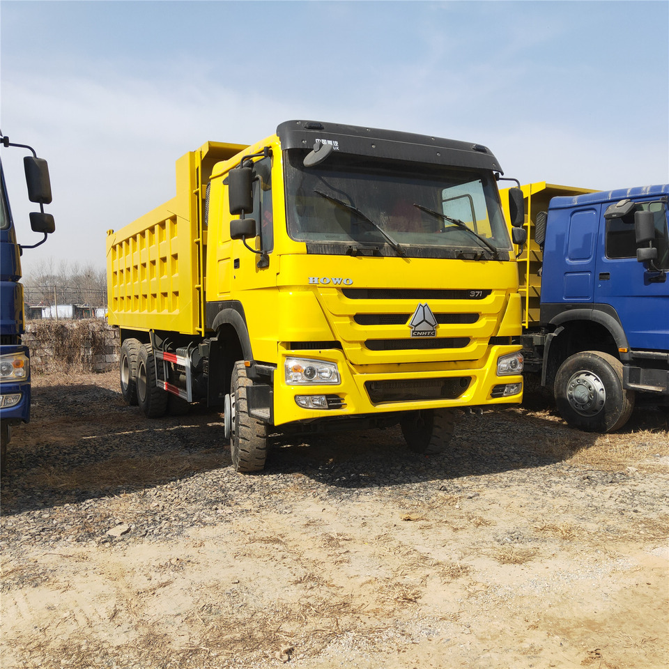 SINOTRUK HOWO - Kipper vrachtwagen: afbeelding 4 SINOTRUK HOWO - Kipper vrachtwagen: afbeelding 4