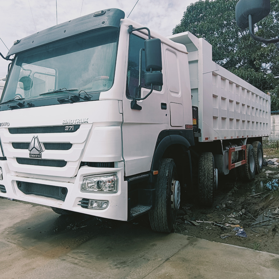SINOTRUK HOWO - Kipper vrachtwagen: afbeelding 5 SINOTRUK HOWO - Kipper vrachtwagen: afbeelding 5