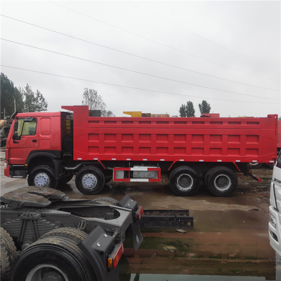 SINOTRUK HOWO - Kipper vrachtwagen: afbeelding 1 SINOTRUK HOWO - Kipper vrachtwagen: afbeelding 1