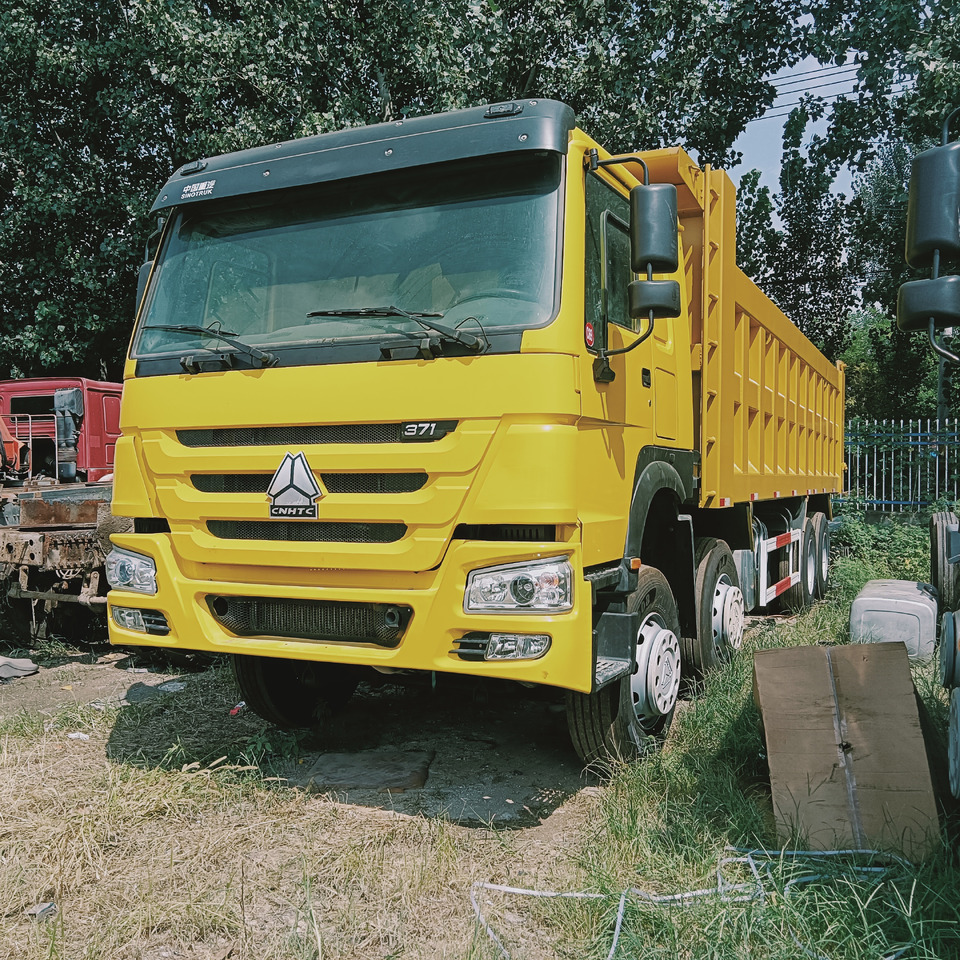 SINOTRUK HOWO - Kipper vrachtwagen: afbeelding 4 SINOTRUK HOWO - Kipper vrachtwagen: afbeelding 4