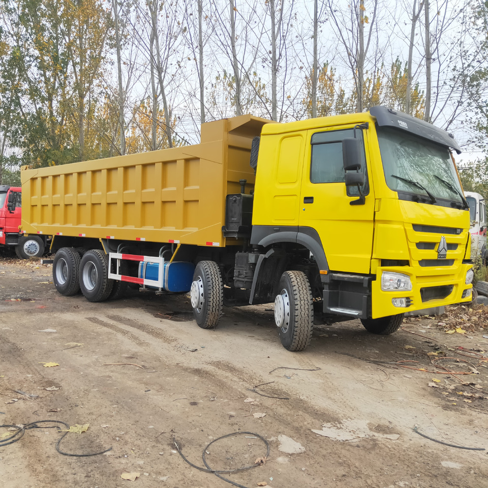 SINOTRUK HOWO - Kipper vrachtwagen: afbeelding 2 SINOTRUK HOWO - Kipper vrachtwagen: afbeelding 2