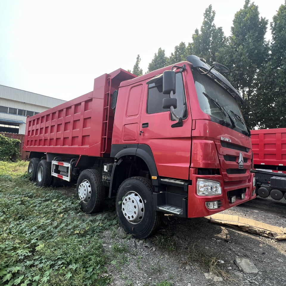 SINOTRUK HOWO - Kipper vrachtwagen: afbeelding 4 SINOTRUK HOWO - Kipper vrachtwagen: afbeelding 4