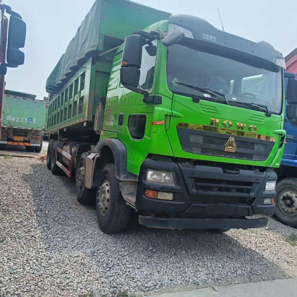 SINOTRUK HOWO - Kipper vrachtwagen: afbeelding 3 SINOTRUK HOWO - Kipper vrachtwagen: afbeelding 3