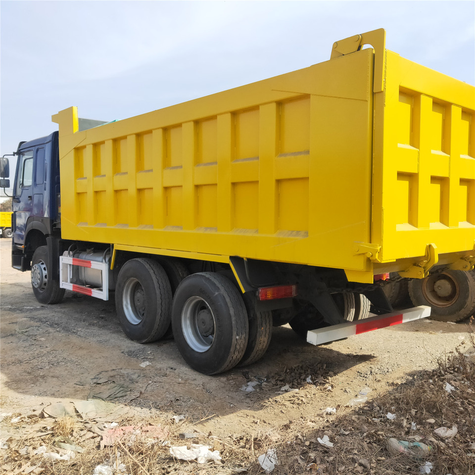 SINOTRUK HOWO - Kipper vrachtwagen: afbeelding 5 SINOTRUK HOWO - Kipper vrachtwagen: afbeelding 5