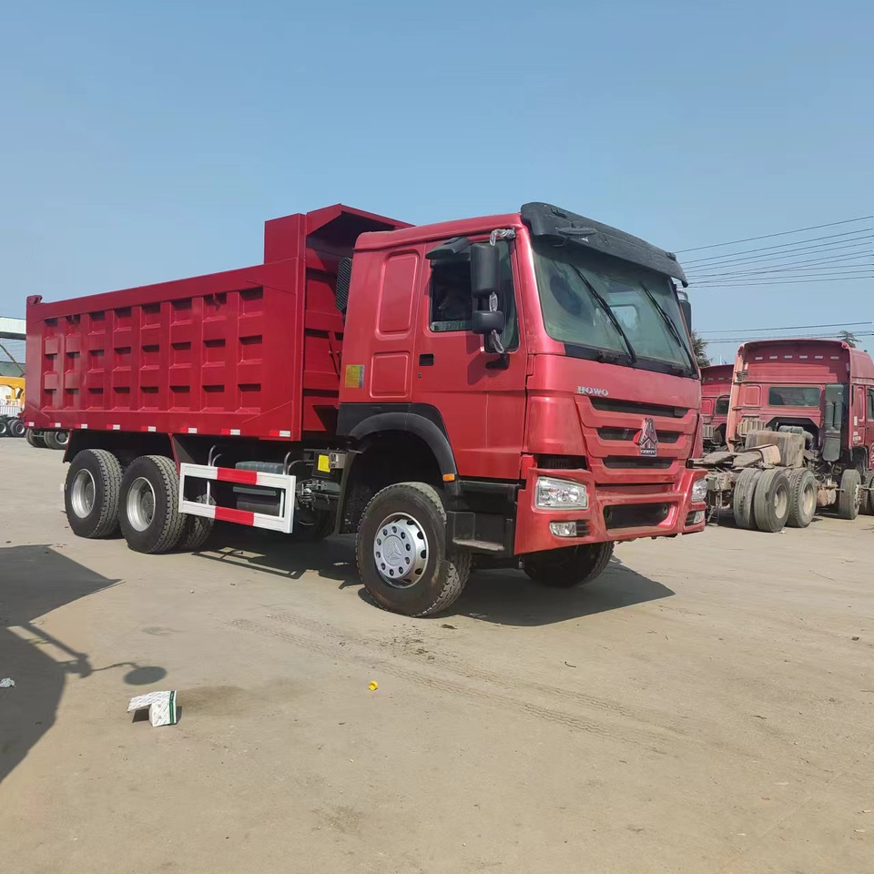 SINOTRUK HOWO - Kipper vrachtwagen: afbeelding 3 SINOTRUK HOWO - Kipper vrachtwagen: afbeelding 3