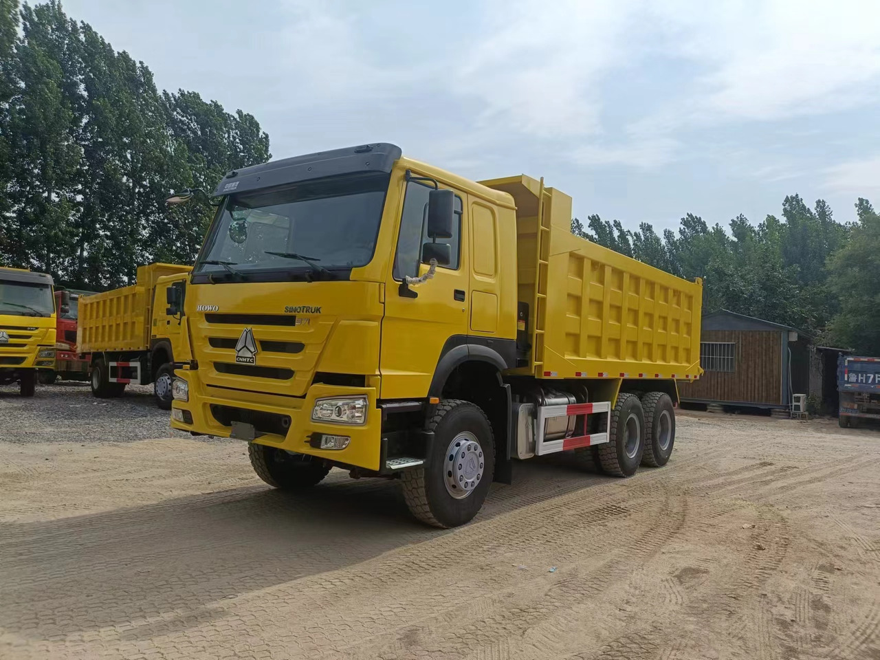 Kipper vrachtwagen SINOTRUK HOWO: afbeelding 6