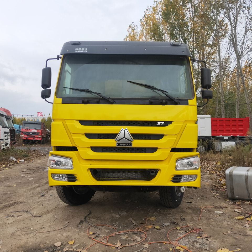 SINOTRUK HOWO - Kipper vrachtwagen: afbeelding 1 SINOTRUK HOWO - Kipper vrachtwagen: afbeelding 1