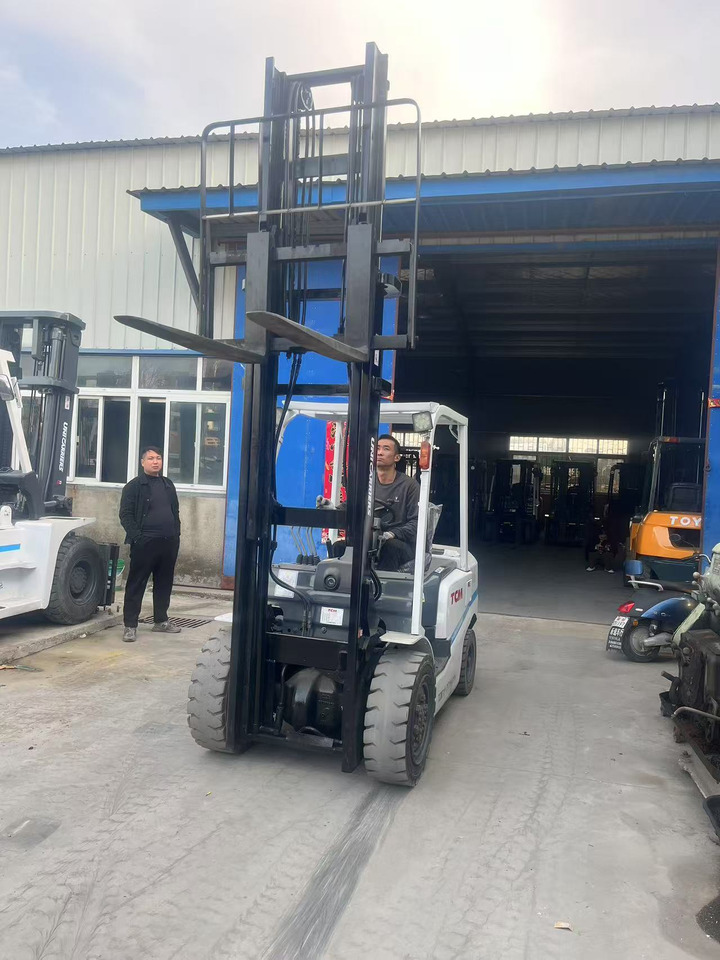 TCM FD30 - Diesel heftruck: afbeelding 1 TCM FD30 - Diesel heftruck: afbeelding 1