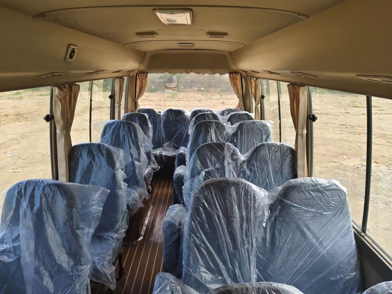 Toyota Coaster - Stadsbus: afbeelding 2 Toyota Coaster - Stadsbus: afbeelding 2