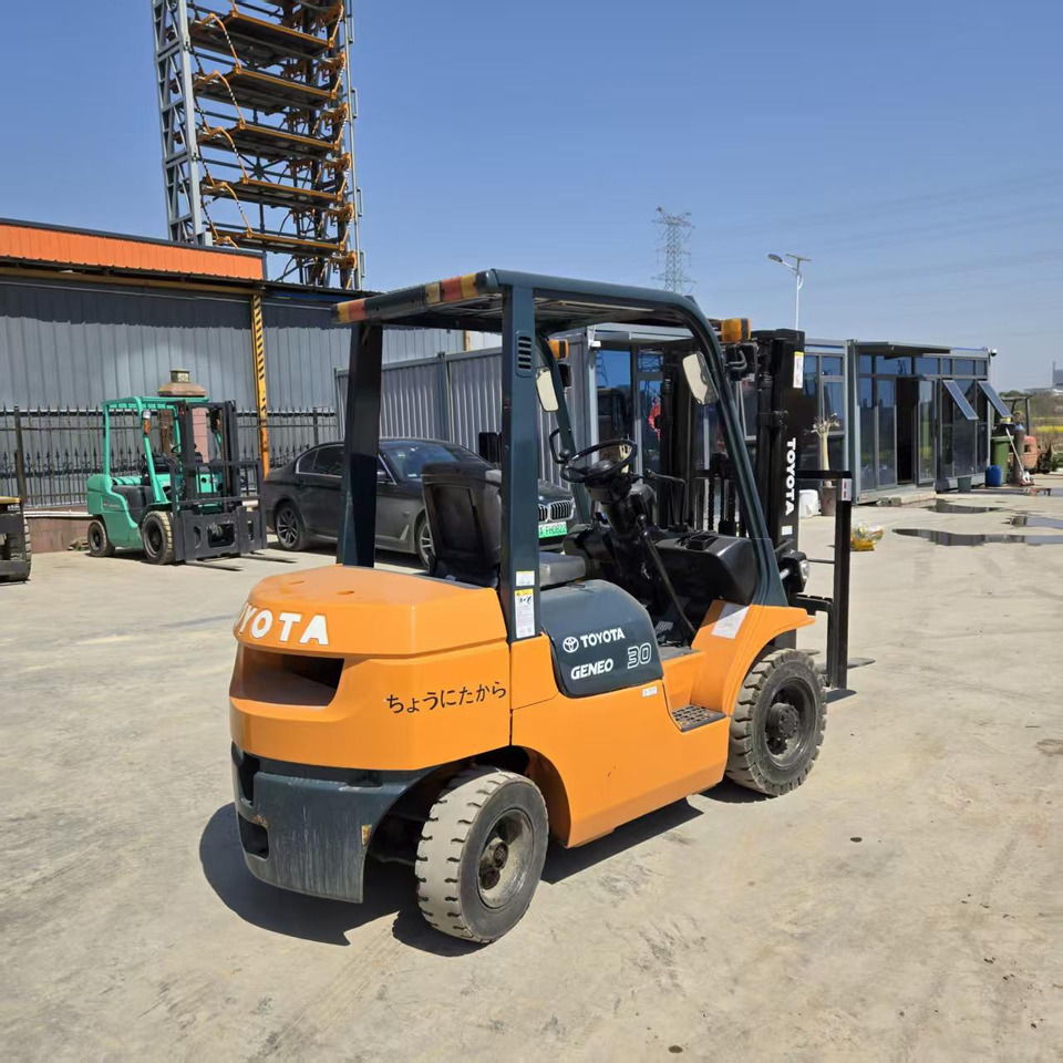 Leasing Toyota FD30 Toyota FD30: afbeelding 6