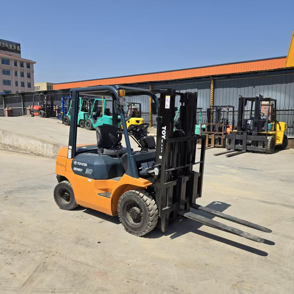 Leasing Toyota FD30 Toyota FD30: afbeelding 7