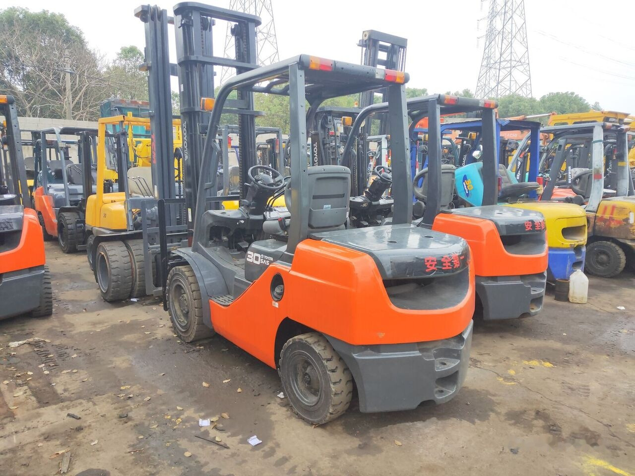 Toyota FD30 - Diesel heftruck: afbeelding 2 Toyota FD30 - Diesel heftruck: afbeelding 2