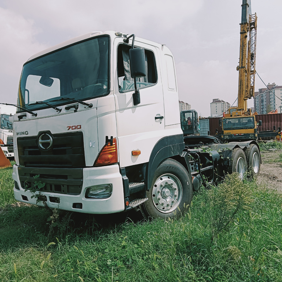 HINO 700 - Trekker: afbeelding 1 HINO 700 - Trekker: afbeelding 1