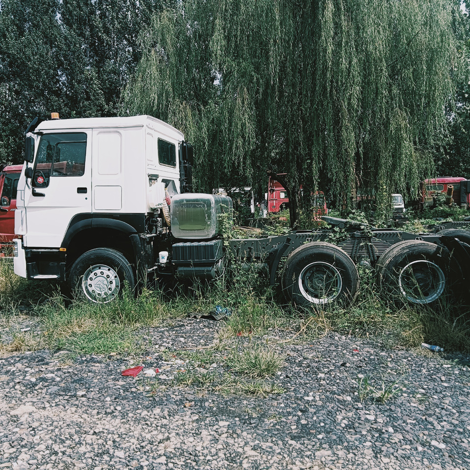 SINOTRUK HOWO - Trekker: afbeelding 3 SINOTRUK HOWO - Trekker: afbeelding 3